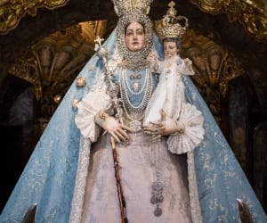 Una Jornada de puertas abiertas del Camarín despedirá a la Virgen de Araceli