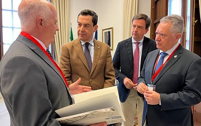 La Real Archicofradía invita al presidente de la Junta al LXXV Aniversario de la Coronación de la Virgen de Araceli