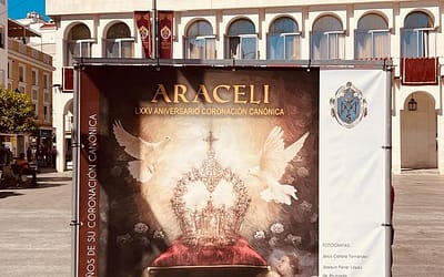 Una exposición al aire libre recrea la historia de la Coronación de María Santísima de Araceli